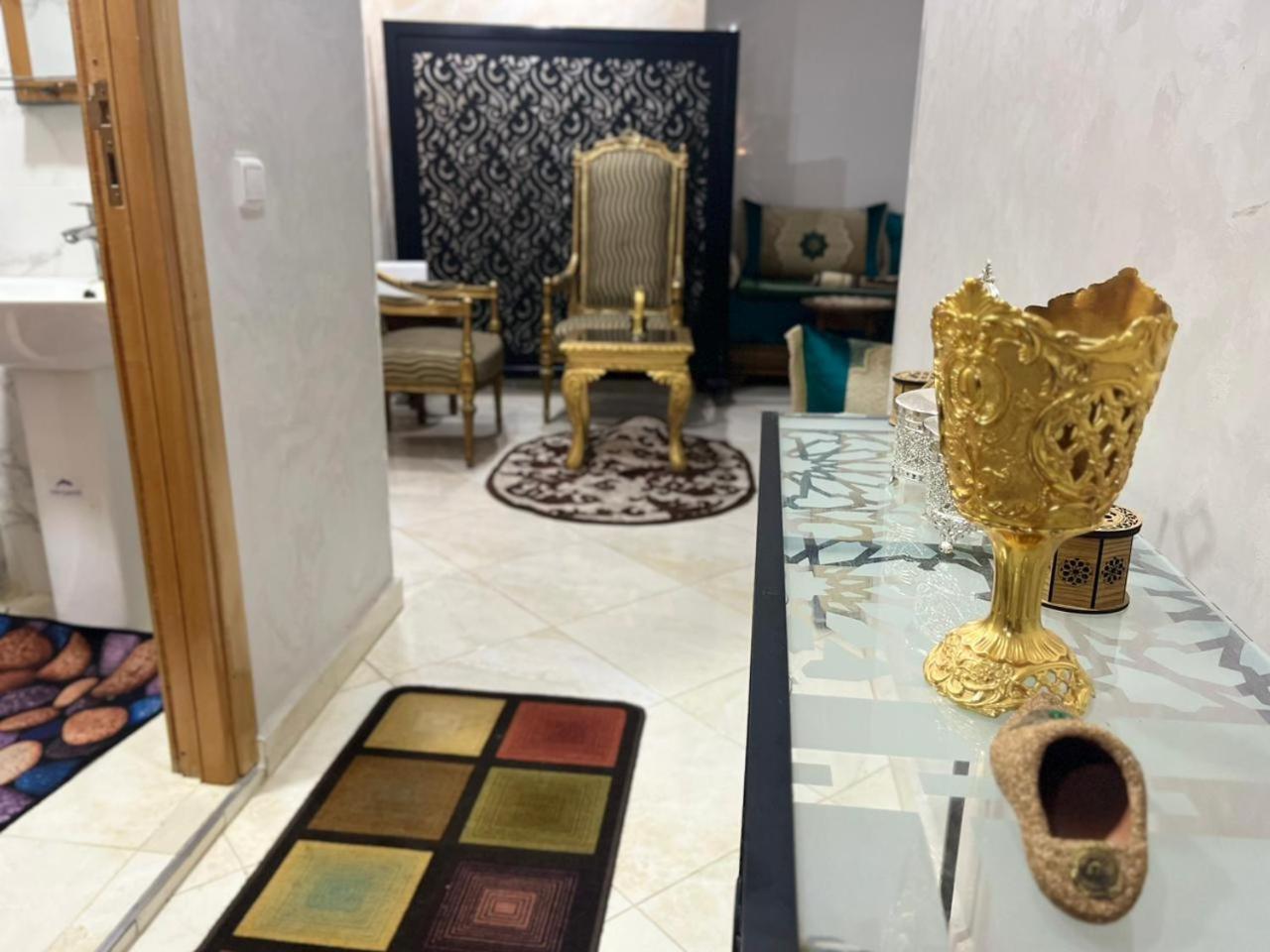 Annour Luxurious & Large Apartment In Oujda Centre Exterior photo