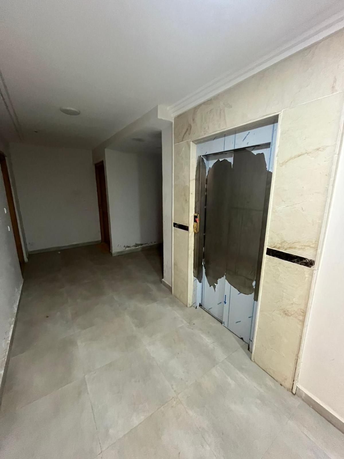 Annour Luxurious & Large Apartment In Oujda Centre Exterior photo